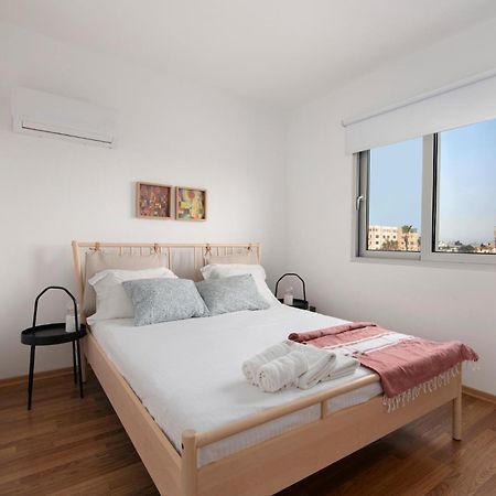 Amazing Two Bedroom Apartment Larnaca Exterior foto