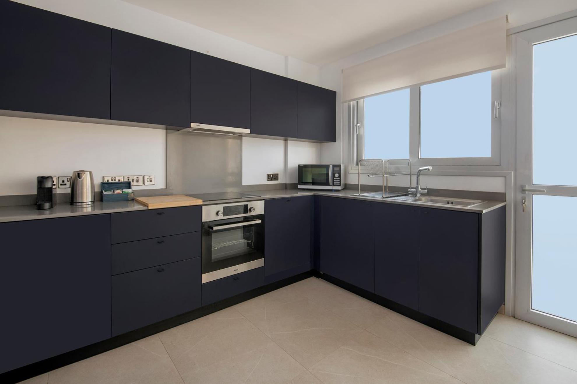 Amazing Two Bedroom Apartment Larnaca Exterior foto